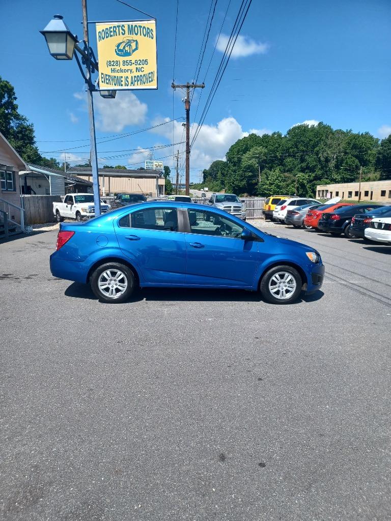 2016 Chevrolet Sonic LT's photo