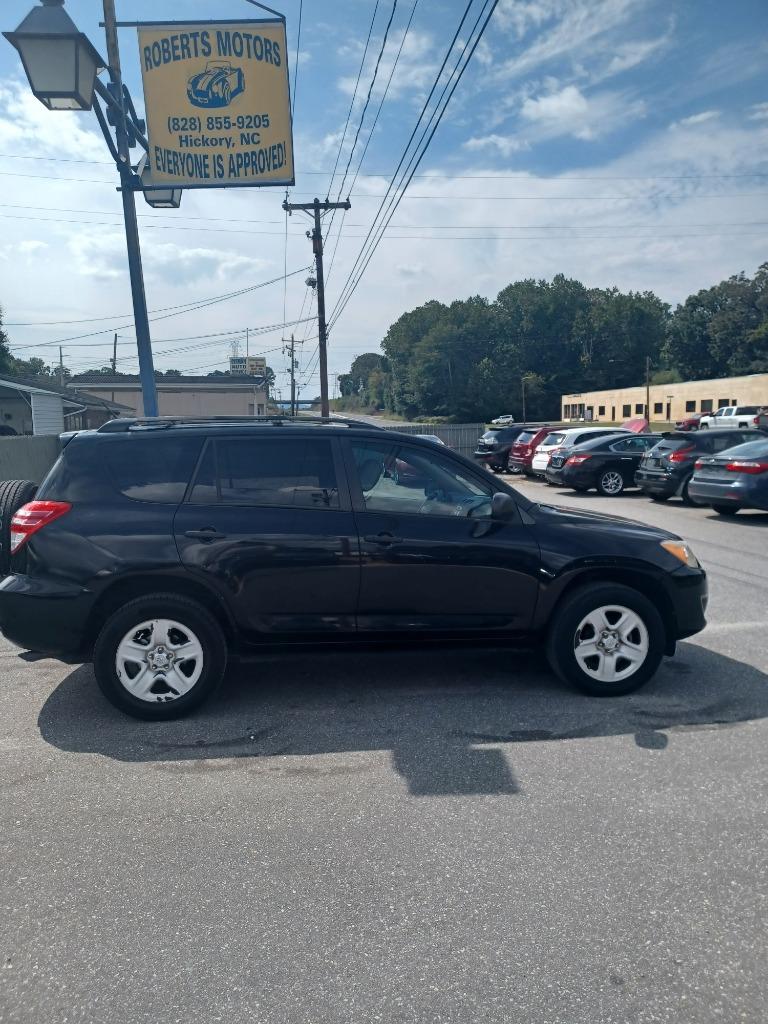 2010 Toyota RAV4 Base's photo