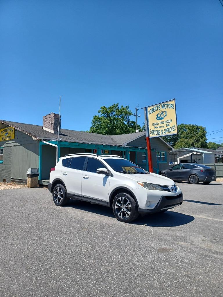 2015 Toyota RAV4 Limited's photo