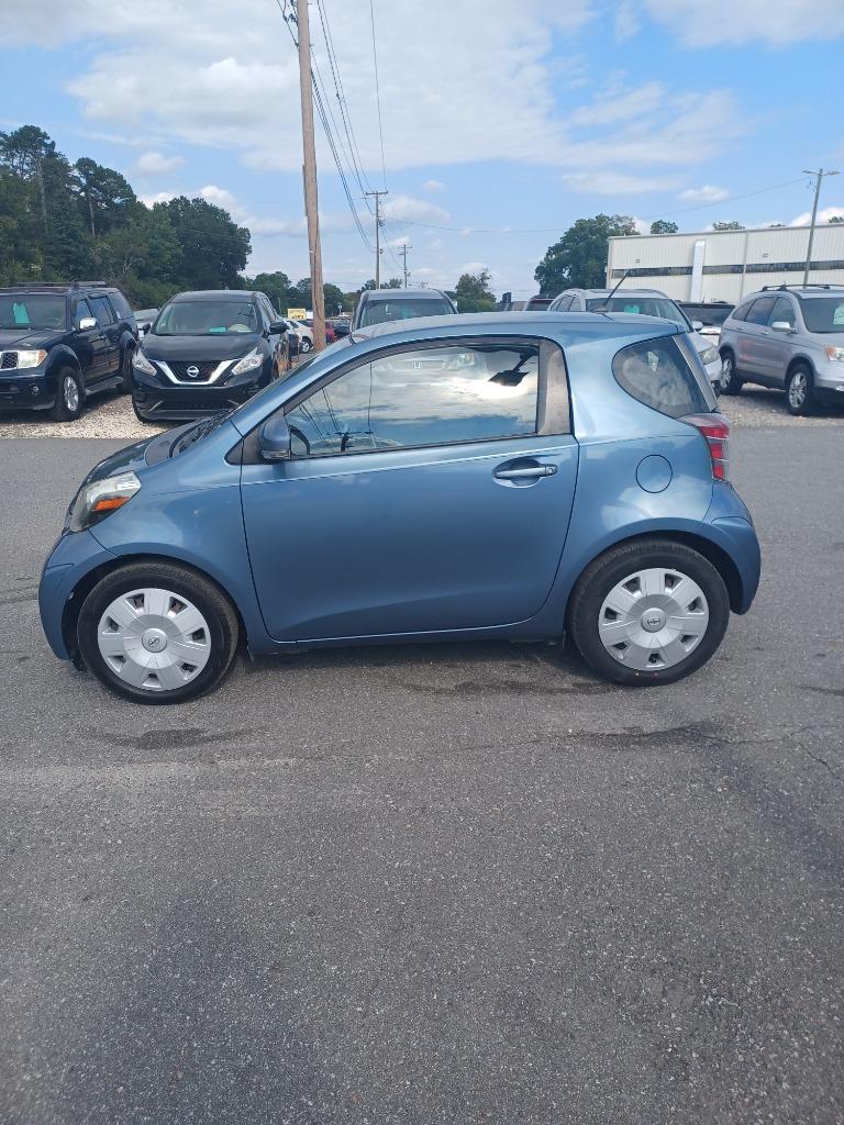 2012 Scion iQ Base's photo