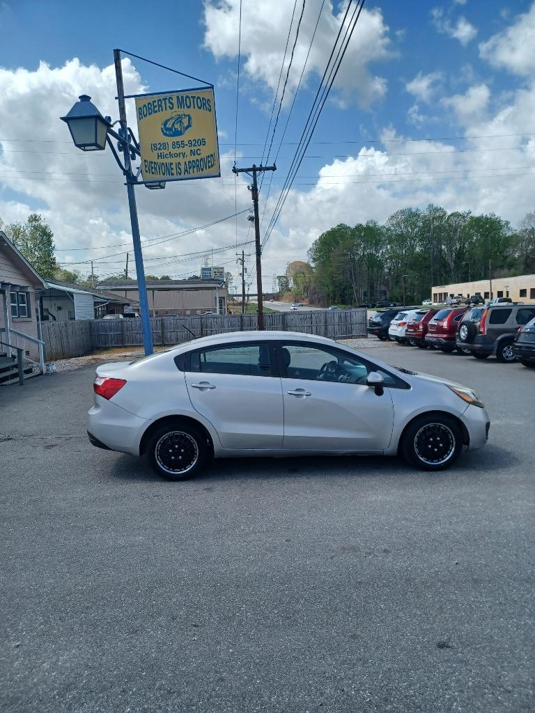 2014 Kia Rio LX's photo