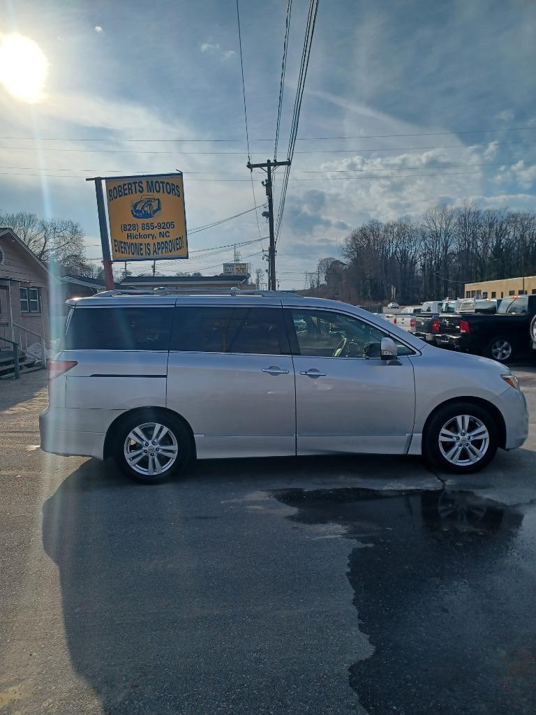 2013 Nissan Quest 3.5 SL's photo