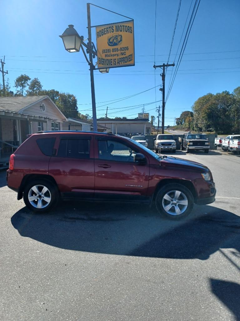 2012 Jeep Compass Sport's photo