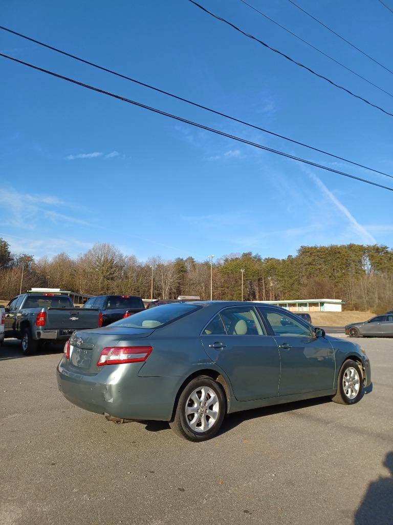 2011 Toyota Camry 2.5 Auto's photo